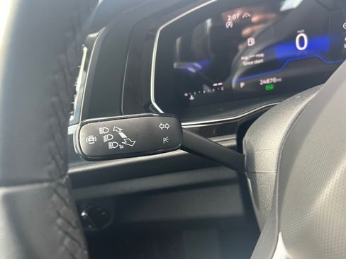 Used 2023 Volkswagen Jetta SE image 22