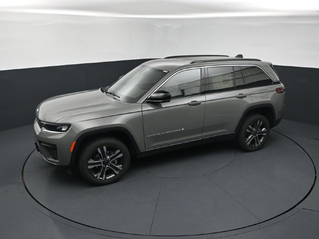 New 2027 Jeep Grand Cherokee Limited AWD/4WD image 14