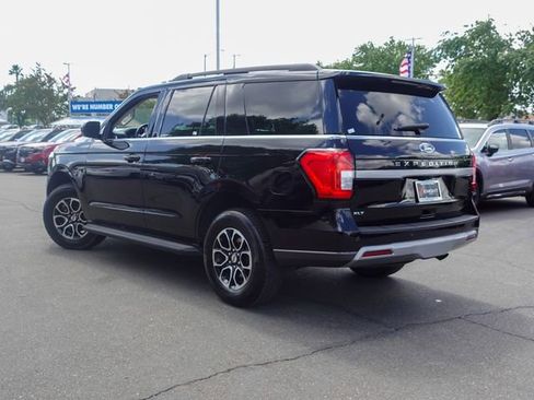 Used 2024 Ford Expedition XLT AWD/4WD image 9