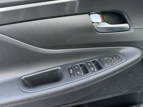 Used 2023 Hyundai Santa Fe SEL image 16