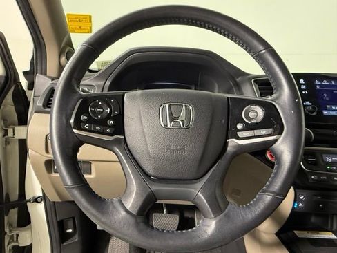 Used 2019 Honda Pilot Elite image 16