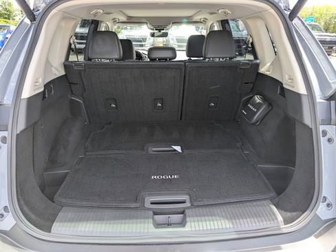 Certified 2023 Nissan Rogue Platinum w/ Platinum Premium Package AWD/4WD image 10