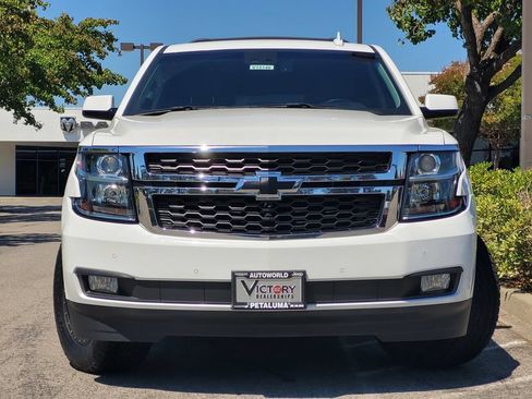 Used 2019 Chevrolet Tahoe LT AWD/4WD image 2