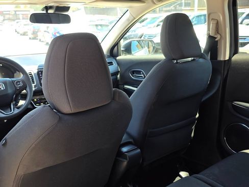Used 2022 Honda HR-V EX image 25