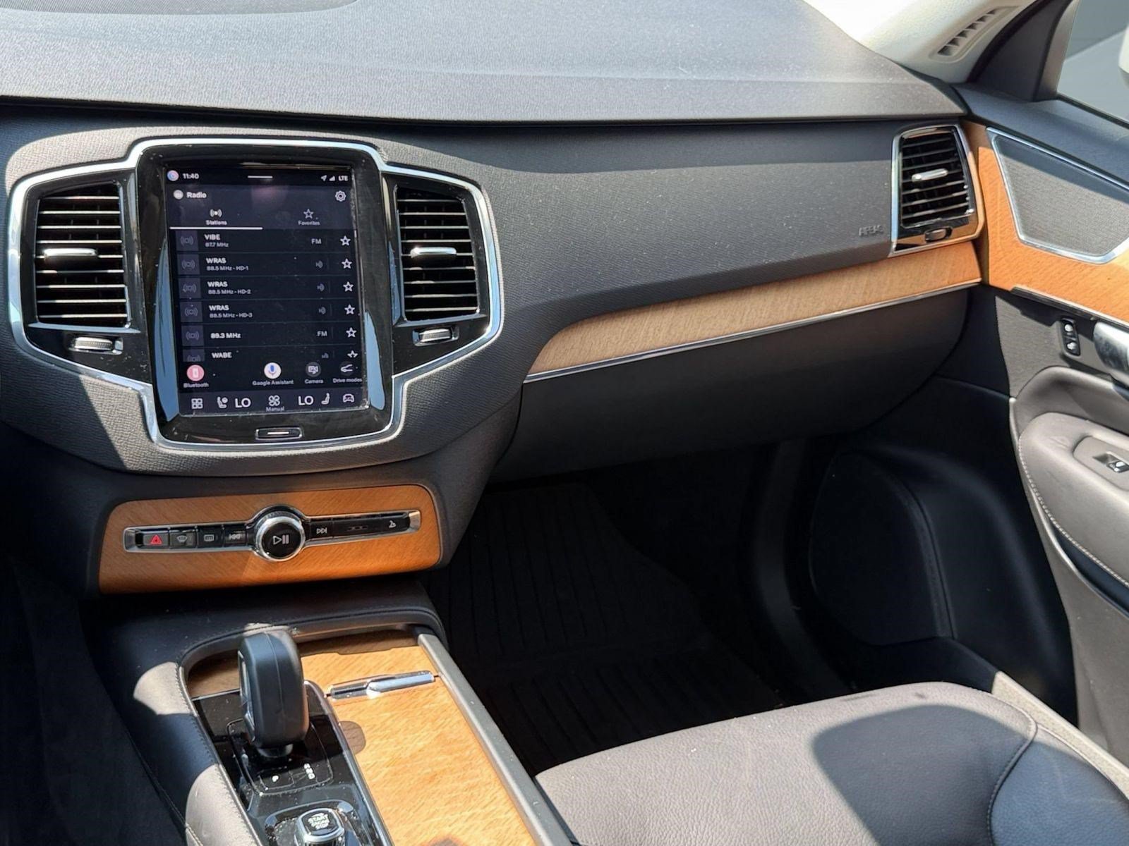 Certified 2024 Volvo XC90 B6 Plus w/ Protection Package Premier AWD/4WD image 28