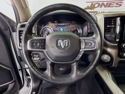 Used 2019 RAM 1500 Laramie AWD/4WD image 21