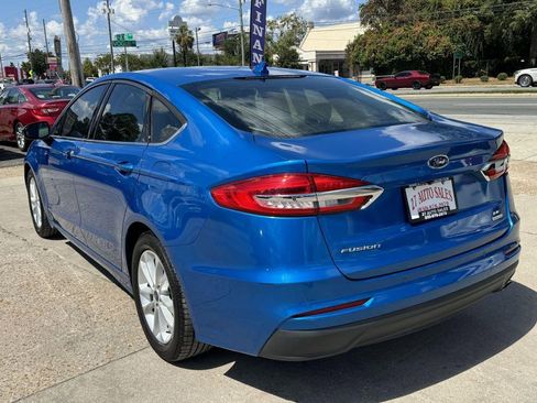 Used 2019 Ford Fusion SE image 7
