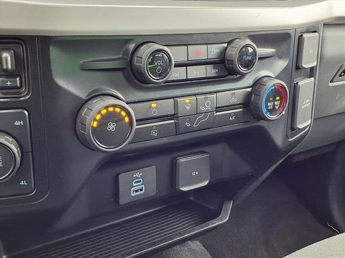 Used 2025 Ford F350 XLT image 11