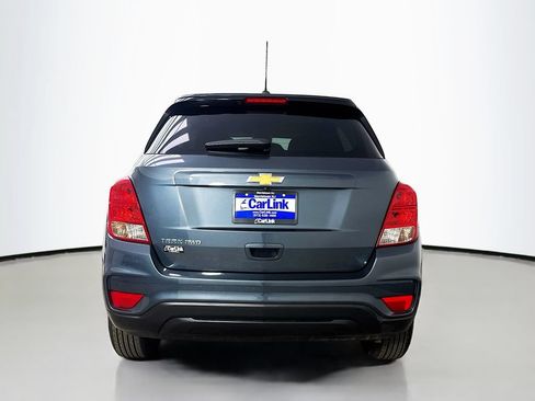 Used 2021 Chevrolet Trax LS w/ Tint and Cruise Package AWD/4WD image 7