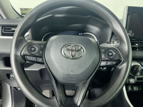Used 2024 Toyota RAV4 XLE FWD image 11