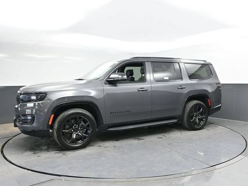 Used 2024 Jeep Wagoneer Series II AWD/4WD image 9