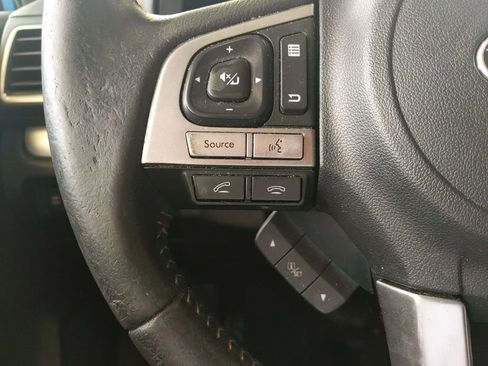 Used 2016 Subaru Crosstrek 2.0i Premium AWD/4WD image 17