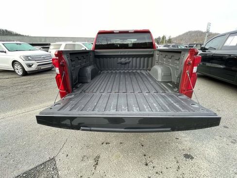 Used 2021 Chevrolet Silverado 1500 LT Trail Boss w/ Bed Protection Package image 10