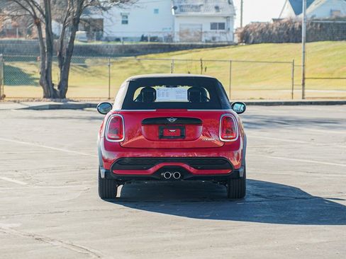 Certified 2022 MINI Cooper S image 11