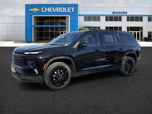 New 2026 Chevrolet Traverse LT w/ Midnight/Sport Edition image 1