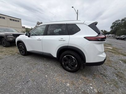 Used 2024 Nissan Rogue SV w/ SV Premium Package