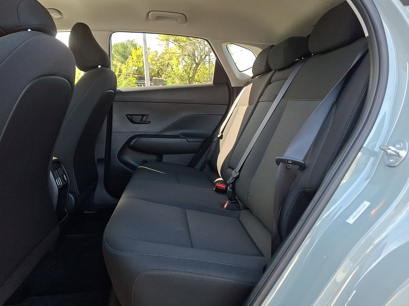 Certified 2025 Hyundai Kona SEL FWD image 10