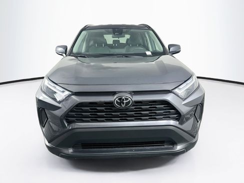 Used 2025 Toyota RAV4 XLE FWD image 2