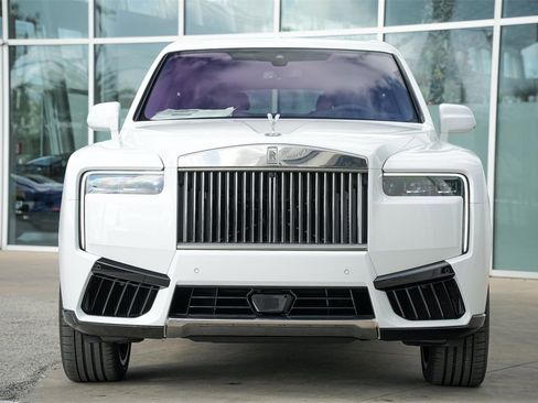 New 2026 Rolls-Royce Cullinan image 6