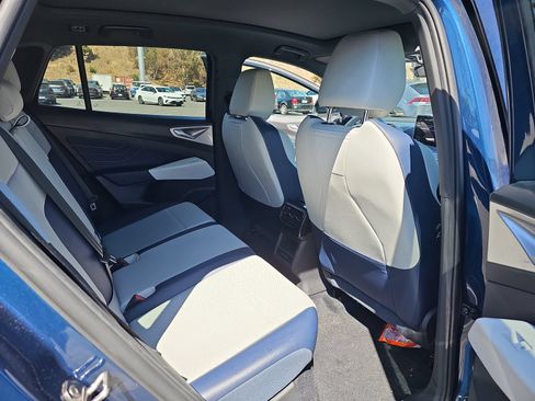 Used 2023 Volkswagen ID.4 S RWD image 14