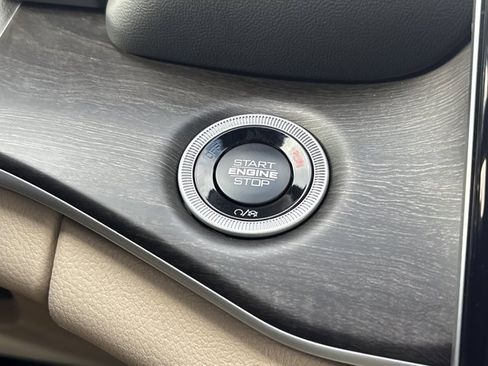 New 2025 Jeep Grand Cherokee Limited w/ Trailer Tow Package image 27