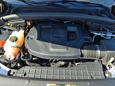 Used 2023 Jeep Grand Cherokee Overland image 29