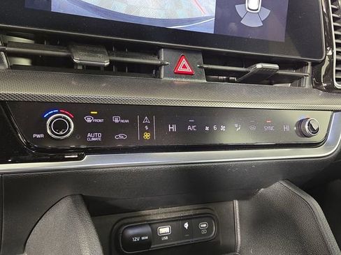 Certified 2023 Kia Sportage SX image 21