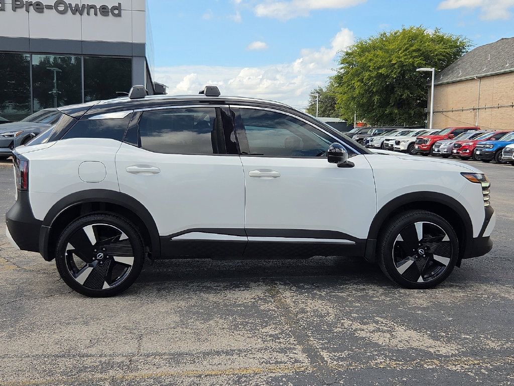Used 2026 Nissan Kicks SR w/ SR Premium Package FWD image 6
