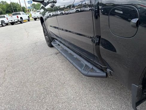 Used 2021 Chevrolet Silverado 1500 LT Trail Boss w/ LPO, Dark Essentials Package AWD/4WD image 36