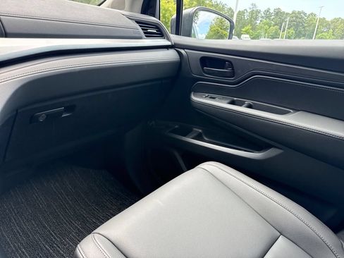 Certified 2026 Honda Odyssey EX-L image 18