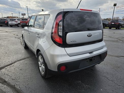 Used 2017 Kia Soul image 28