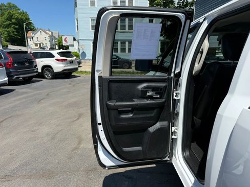 Used 2014 RAM 1500 Sport w/ Convenience Group AWD/4WD image 34