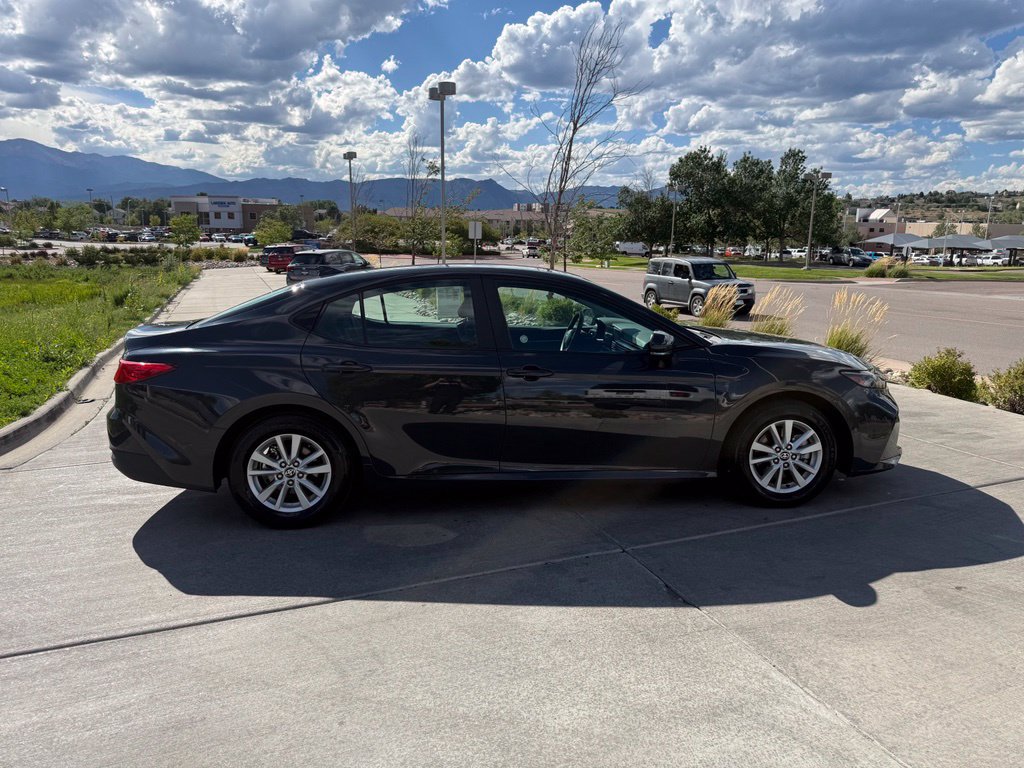 Used 2026 Toyota Camry LE FWD image 8