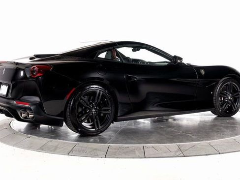 Certified 2020 Ferrari Portofino image 2