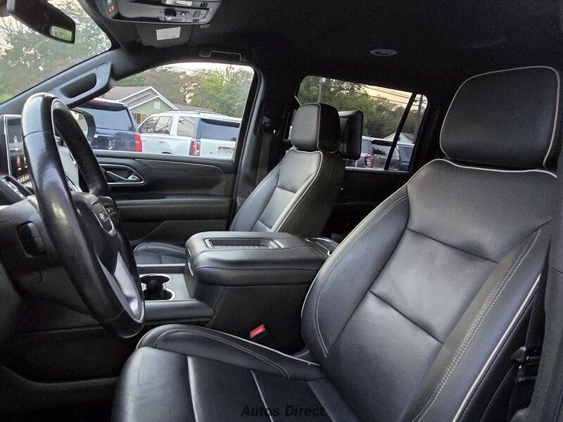 Used 2021 GMC Yukon XL SLT w/ Rear Media and Nav Package AWD/4WD image 22