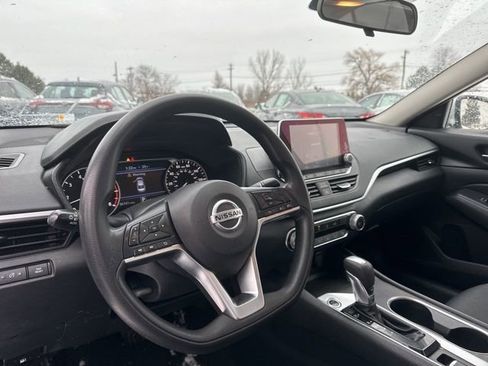 Used 2022 Nissan Altima 2.5 SV image 7