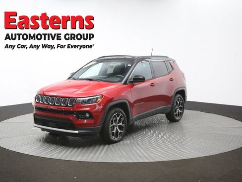 Used 2025 Jeep Compass Limited AWD/4WD image 56