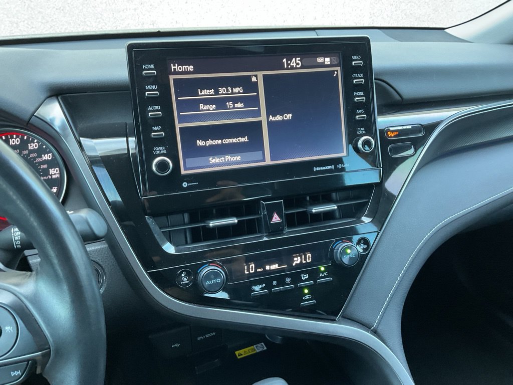 Used 2023 Toyota Camry XSE FWD image 13