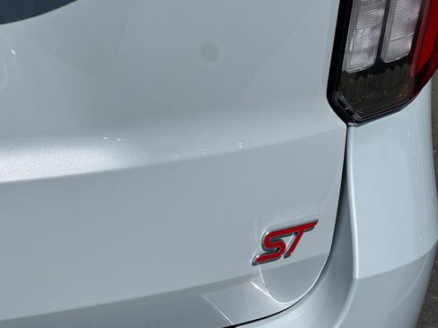 New 2026 Ford Explorer ST w/ Sun And Sound Package image 27