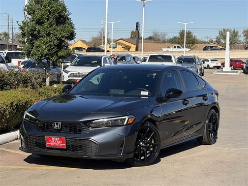 Used 2025 Honda Civic Sport image 2