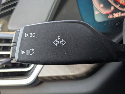 Used 2023 BMW X5 sDrive40i w/ Executive Package image 36