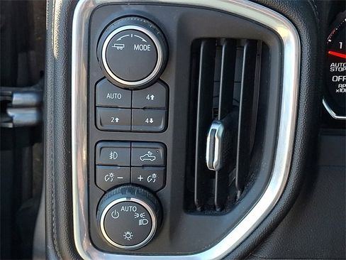 Used 2021 Chevrolet Silverado 1500 RST image 21