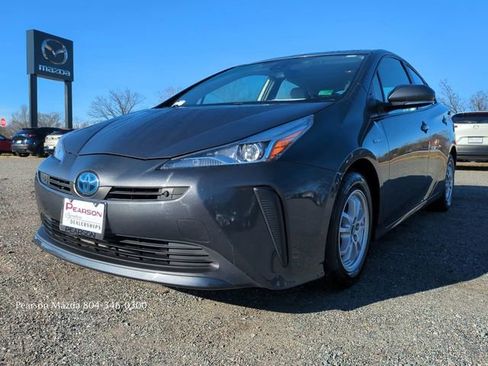 Used 2022 Toyota Prius LE image 9