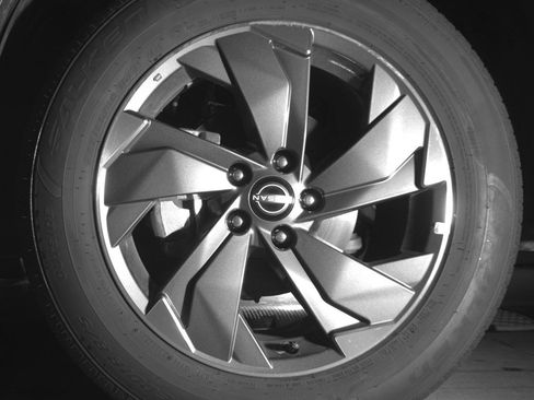 Used 2025 Nissan Rogue SV FWD image 12
