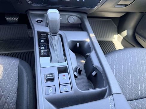New 2026 Nissan Sentra SV w/ Floor Mat Package FWD image 23