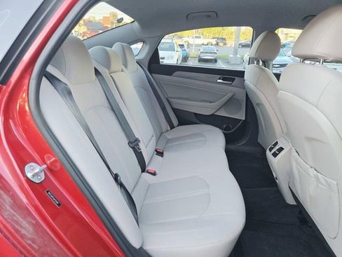 Used 2018 Hyundai Sonata SEL w/ Tech Package 04 image 11