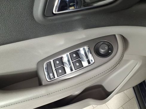 Used 2013 Chevrolet Malibu LS w/ Protection Package FWD image 13