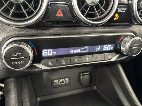 Used 2021 Nissan Sentra SV image 31