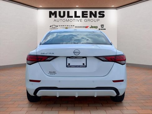 Used 2025 Nissan Sentra SV FWD image 6
