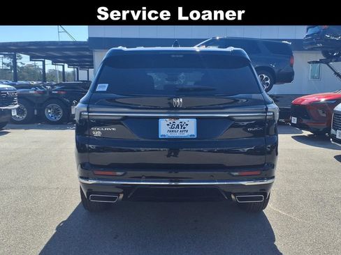 New 2026 Buick Enclave Avenir w/ Super Cruise Package FWD image 15
